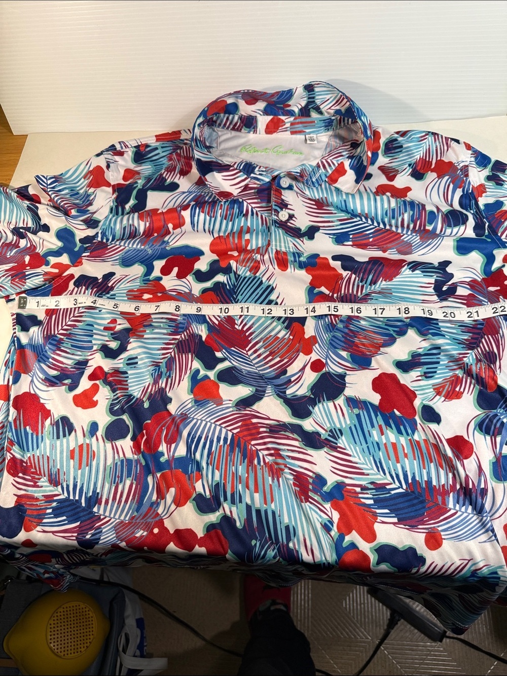 Robert Graham Multicolor Palm-Print Top - White Base with Red & Blue - Picture 4 of 9